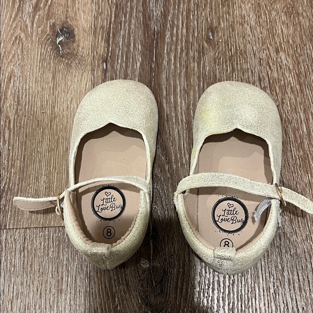 Little Love Bug Gold Olivia